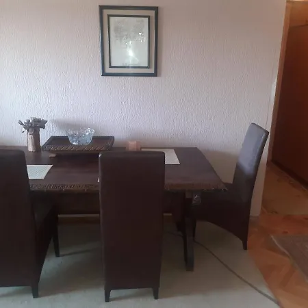 アパート Nikolic *