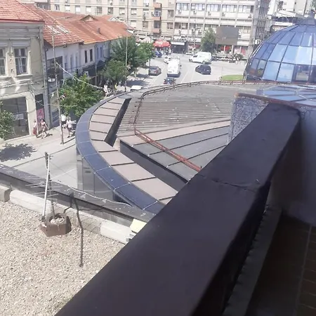 Nikolic アパート